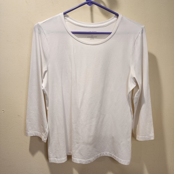 Chico's women's white 3/4  Sleeves t-shirt size 1 - Picture 2 of 6